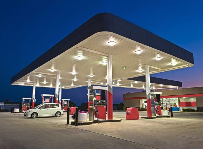 KRG Expects Regular Oil Price to Fall to 850 Dinars Within Two Weeks