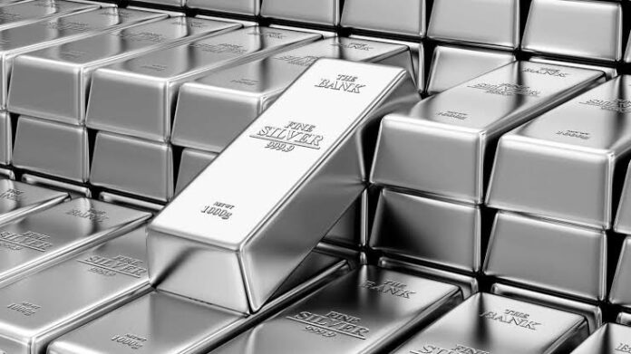 Silver Price Rises Above $69 per Ounce
